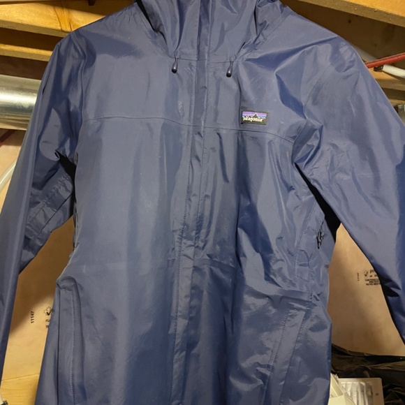 Patagonia torrentshell rain jacket women’s medium - Picture 2 of 2
